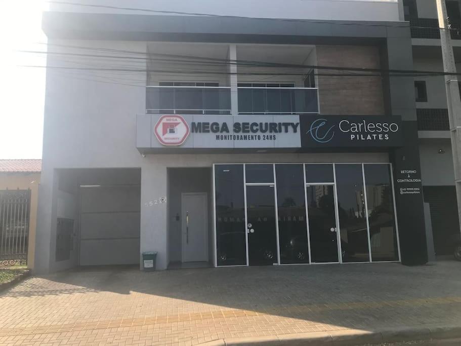 Casa Com 2 Quartos Agradaveis Com Ar Condicionado Фос-ду-Игуасу Экстерьер фото