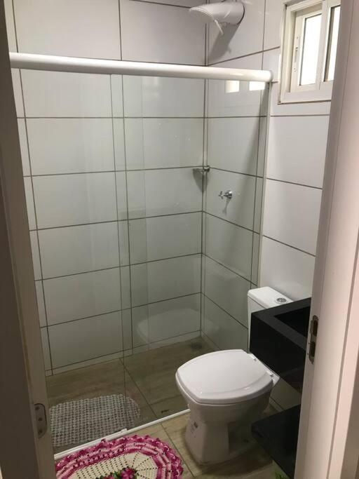Casa Com 2 Quartos Agradaveis Com Ar Condicionado Фос-ду-Игуасу Экстерьер фото
