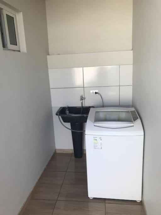 Casa Com 2 Quartos Agradaveis Com Ar Condicionado Фос-ду-Игуасу Экстерьер фото