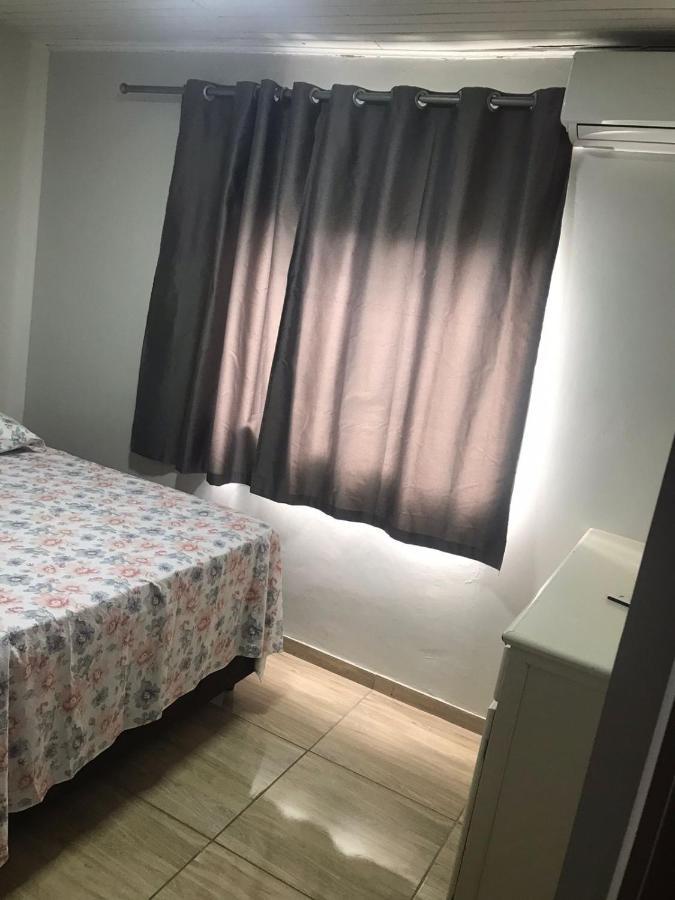Casa Com 2 Quartos Agradaveis Com Ar Condicionado Фос-ду-Игуасу Экстерьер фото